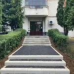 Rent In Apartment