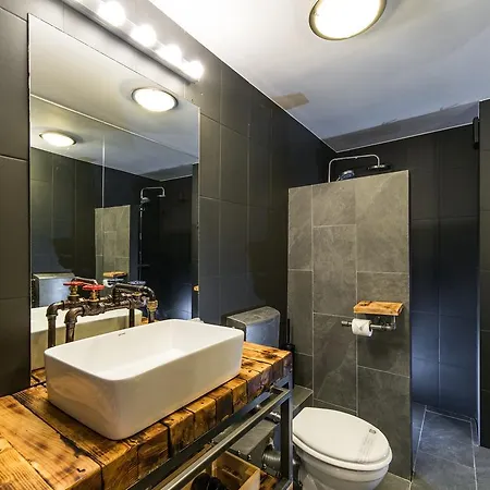 Rent In Daire Kaloşvar
