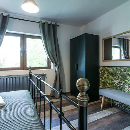 Rent In Apartment